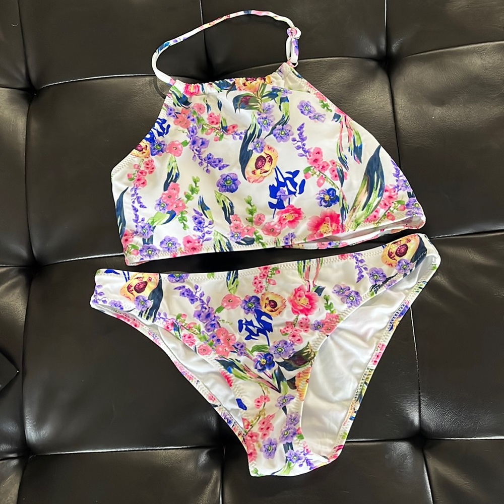 Cupshe Floral Swumsuit